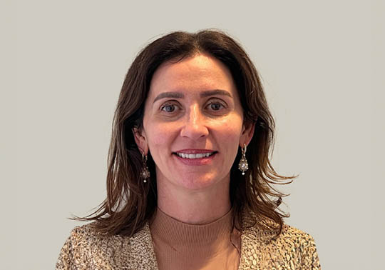 Dr. Caitlin Kapoor